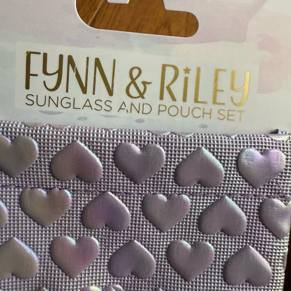 Fynn & Riley fynn riley